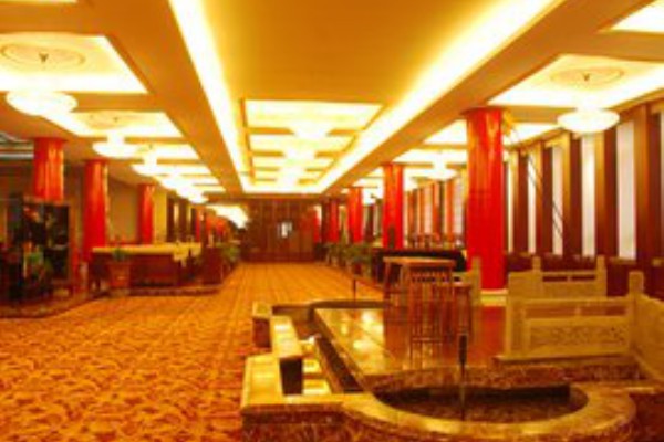 重庆老街巷，养生按摩舒心坊